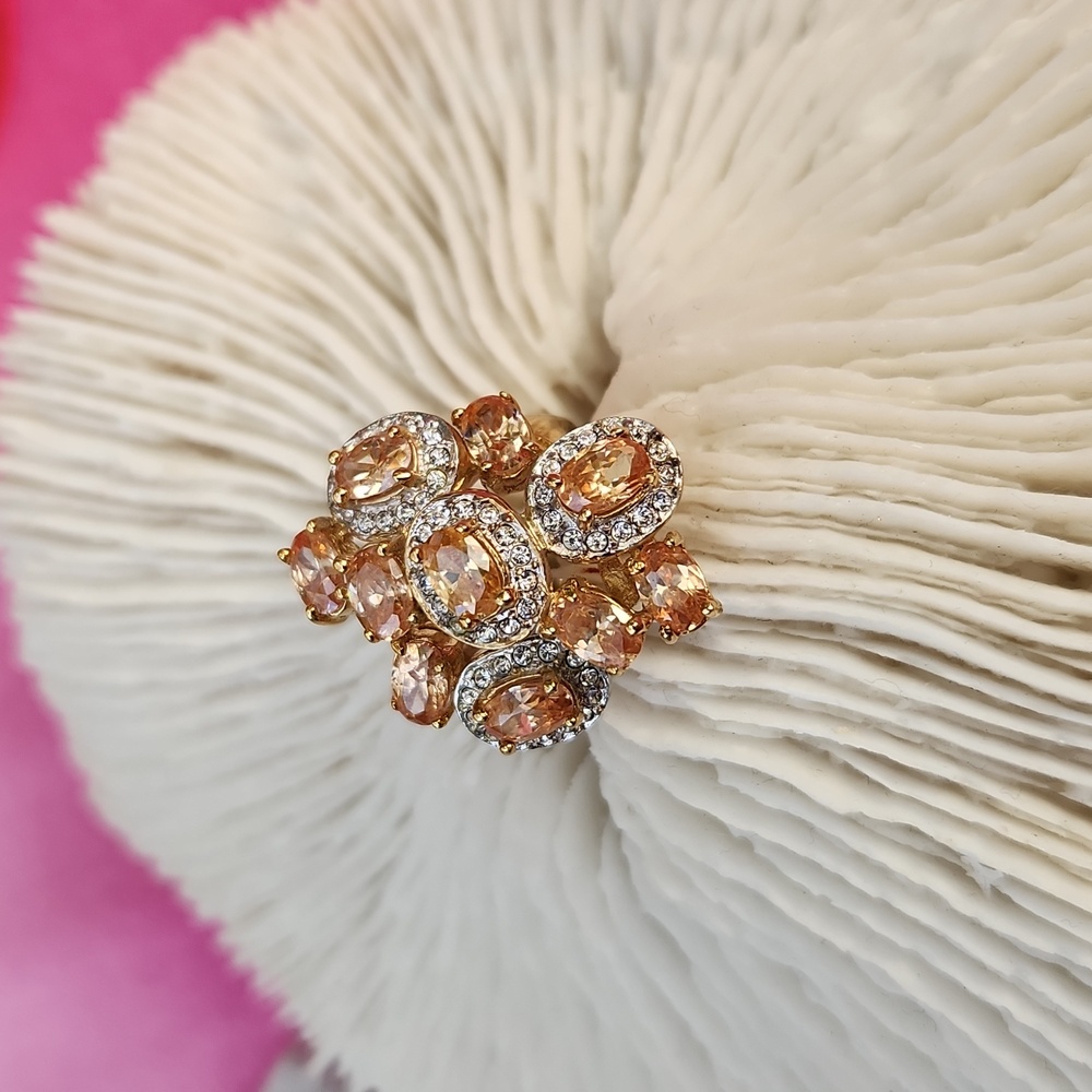 Classy And Elegant Pink Gemstones Ring💍 Size 6.5